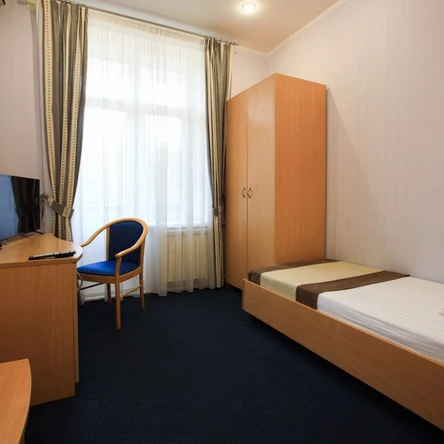 Одноместный стандарт с удобствами в номере. Номер с балконом